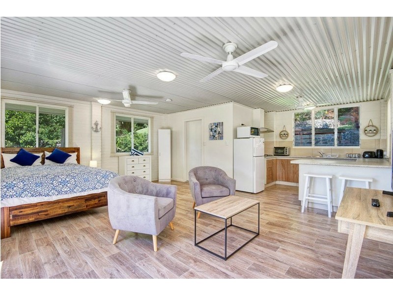 1297 Mossman Daintree Road, Rocky Point QLD 4873