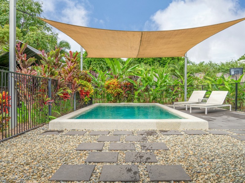 9 Shalom Close, Cooya Beach QLD 4873