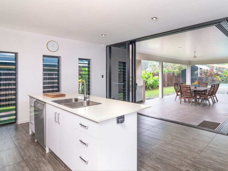 9 Shalom Close, Cooya Beach QLD 4873