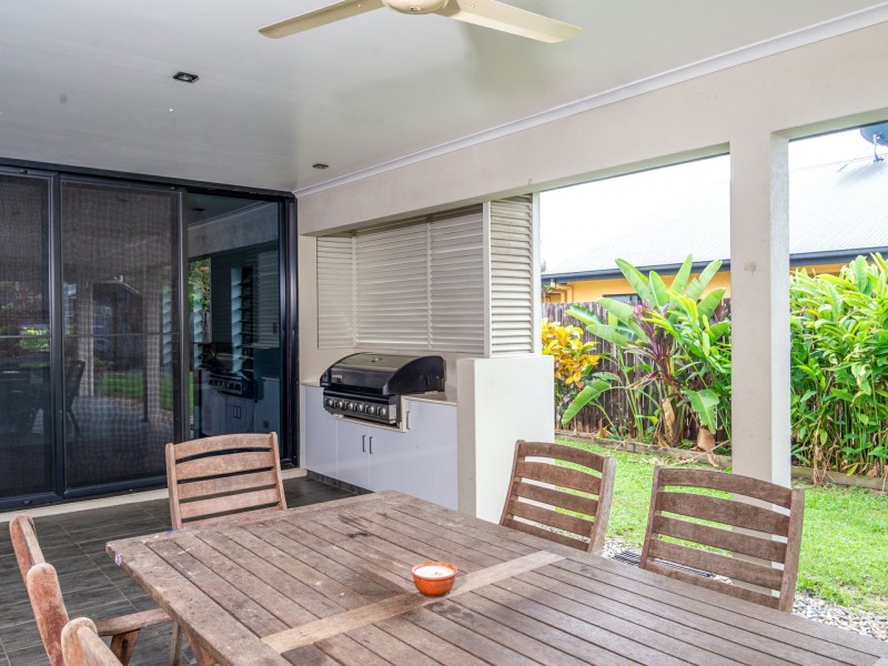 9 Shalom Close, Cooya Beach QLD 4873