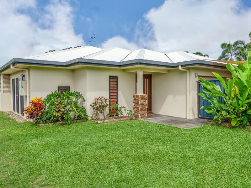 9 Shalom Close, Cooya Beach QLD 4873