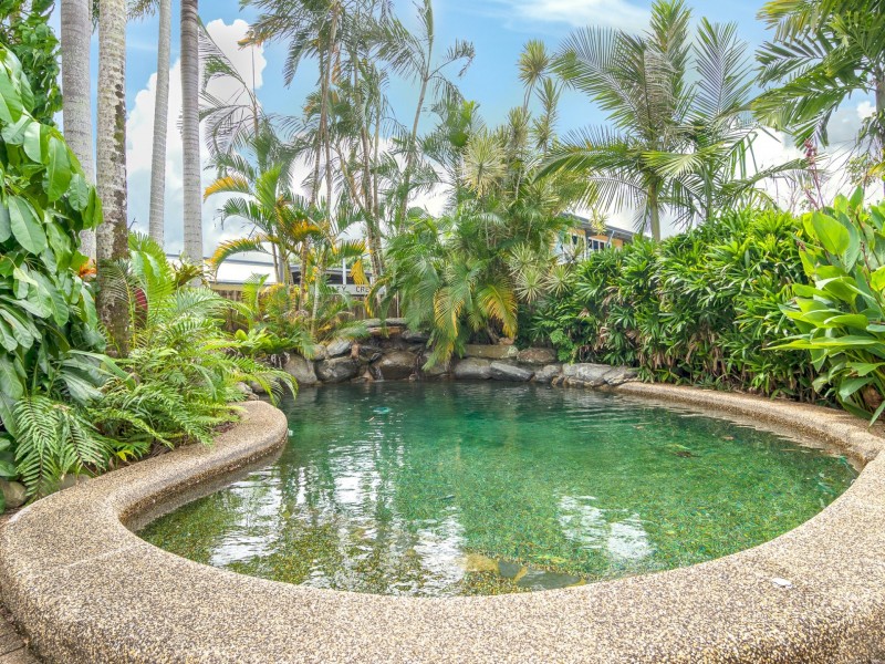 27 Jack Street, Mossman QLD 4873