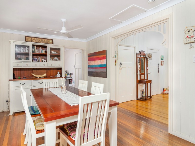 27 Jack Street, Mossman QLD 4873