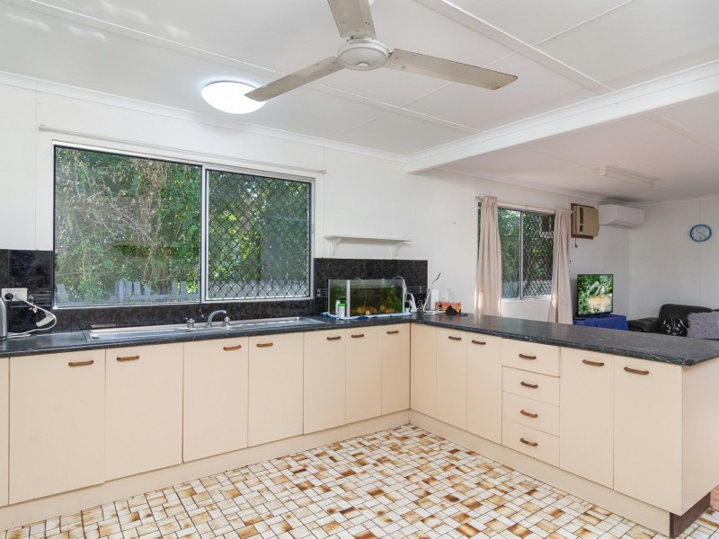 127 Alchera Drive, Mossman QLD 4873