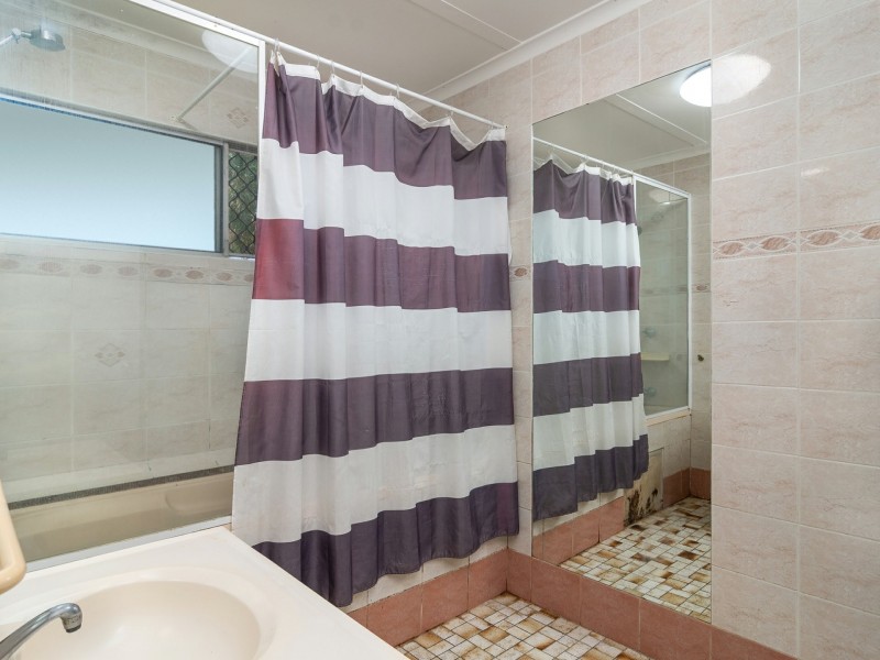 127 Alchera Drive, Mossman QLD 4873