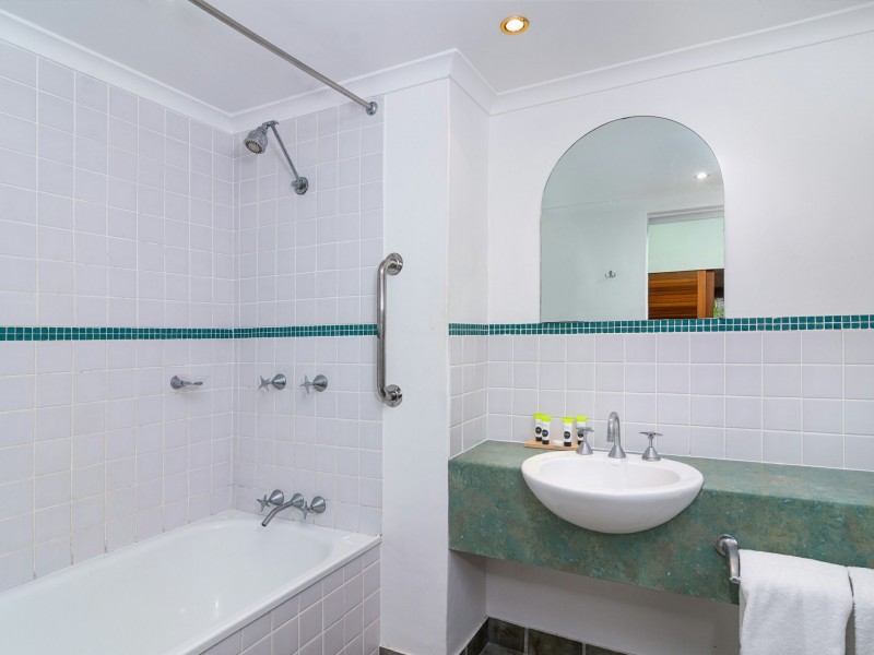 42 Reef Club/64 Davidson Street, Port Douglas QLD 4877