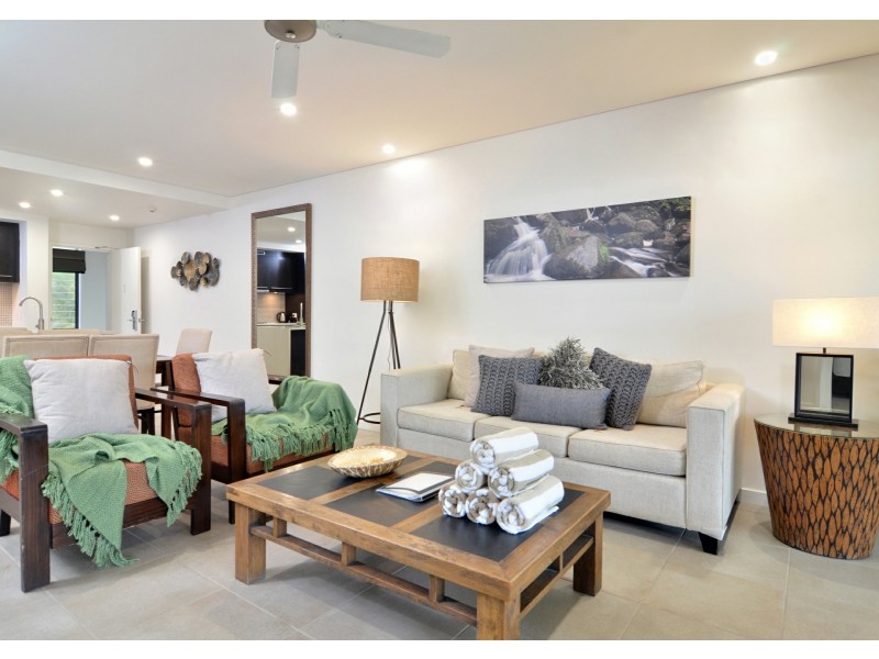 201 & 202 Sea Temple/22 Mitre Street, Port Douglas QLD 4877