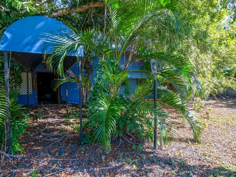 87-89 Davidson Street, Port Douglas QLD 4877