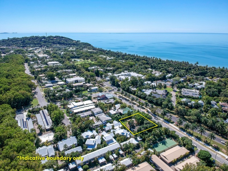 87-89 Davidson Street, Port Douglas QLD 4877