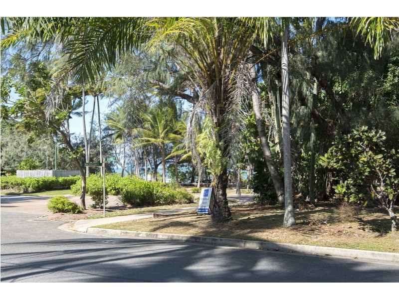 5 Balboa/1 Garrick Street, Port Douglas QLD 4877