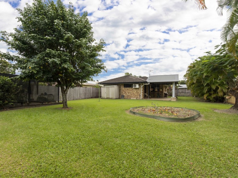 12 Forest Glen Drive, Mossman QLD 4873