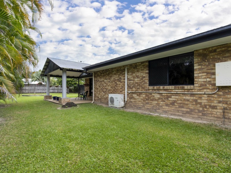 12 Forest Glen Drive, Mossman QLD 4873