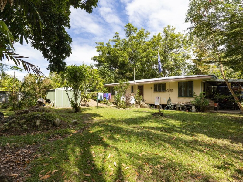 6 Rankin Street, Newell QLD 4873