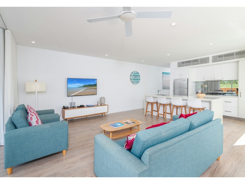 13 Pool/19 St Crispins Avenue, Port Douglas QLD 4877