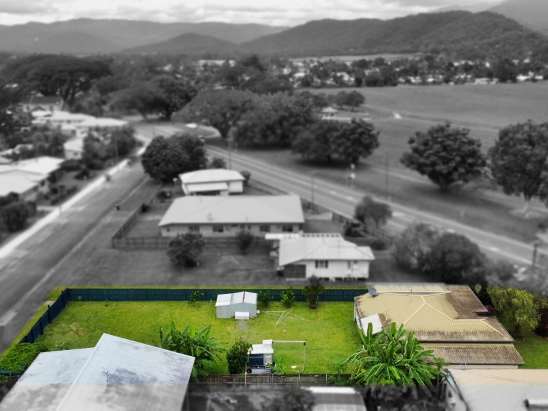 19 Foxton Avenue, Mossman QLD 4873