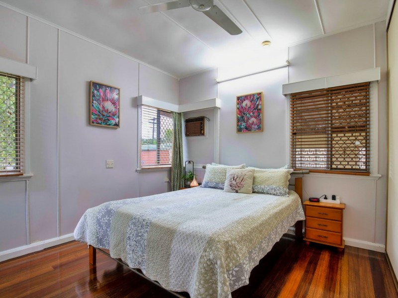 19 Foxton Avenue, Mossman QLD 4873