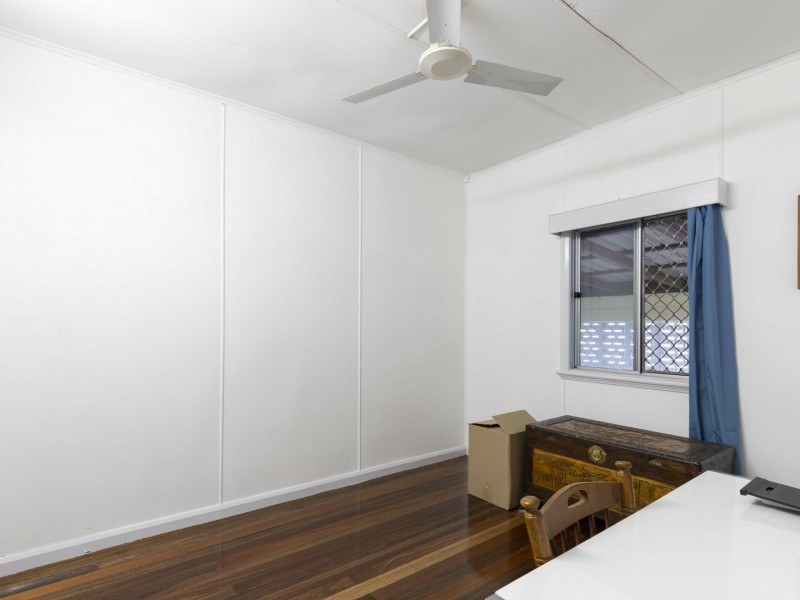 19 Foxton Avenue, Mossman QLD 4873