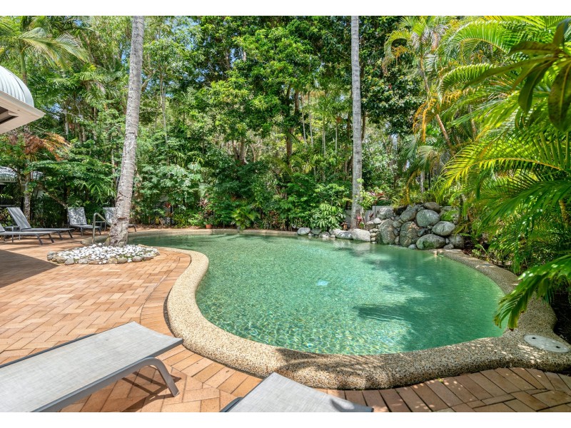 13 Outrigger/16-18 Mudlo Street, Port Douglas QLD 4877