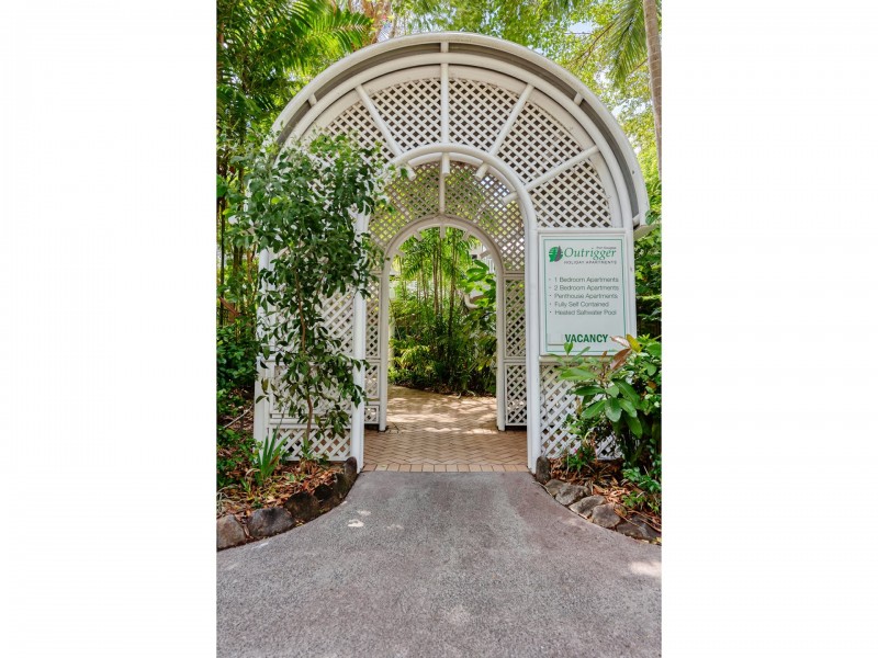 13 Outrigger/16-18 Mudlo Street, Port Douglas QLD 4877