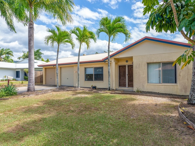 25 Birdwing Street, Port Douglas QLD 4877