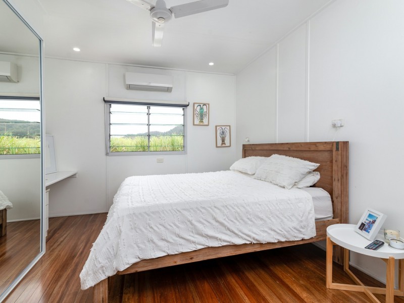 37 Cedars Street, Mossman QLD 4873