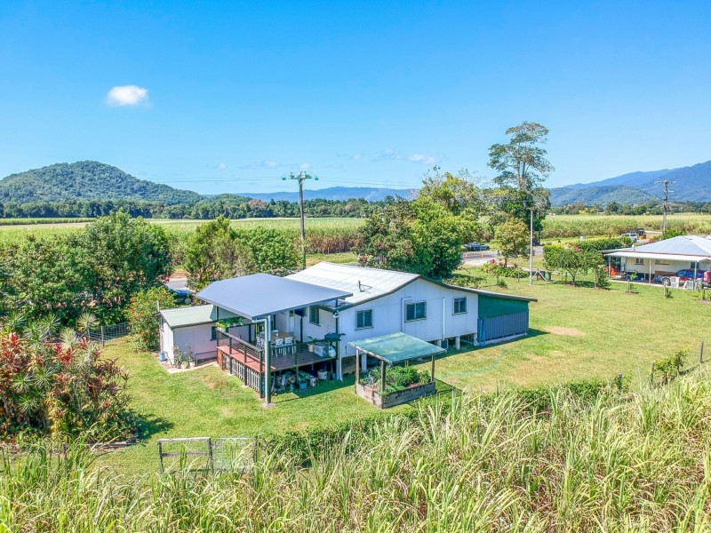 37 Cedars Street, Mossman QLD 4873