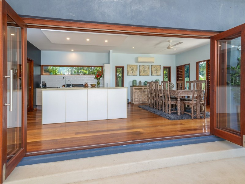 9 Limpet Avenue, Port Douglas QLD 4877