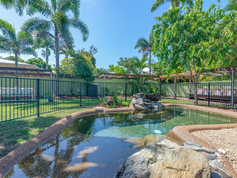 9 Limpet Avenue, Port Douglas QLD 4877