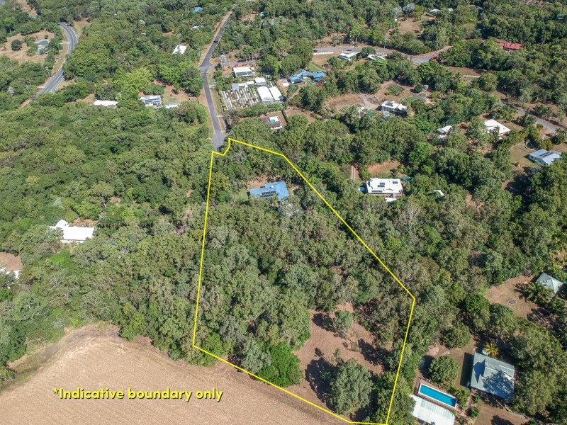 14-16 Nancy Close, Oak Beach QLD 4877