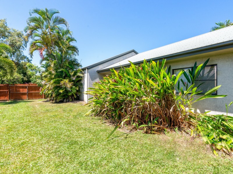 33 Birdwing Street, Port Douglas QLD 4877