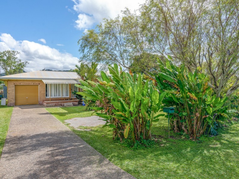 9 Cedars Street, Mossman QLD 4873