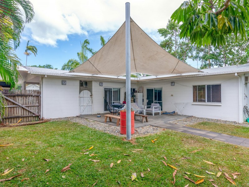 11 Agincourt Street, Port Douglas QLD 4877