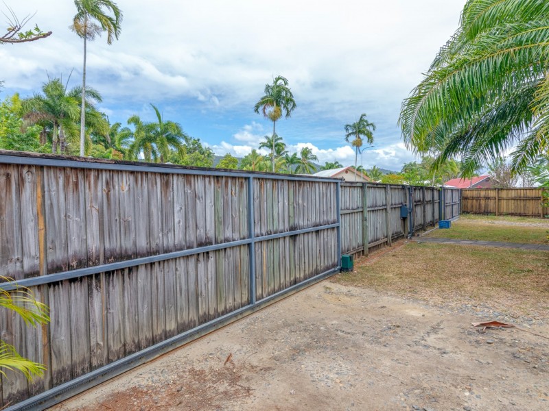 11 Agincourt Street, Port Douglas QLD 4877