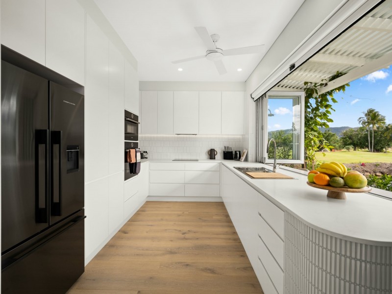 Villa 9/4-10 Escape Street, Port Douglas QLD 4877