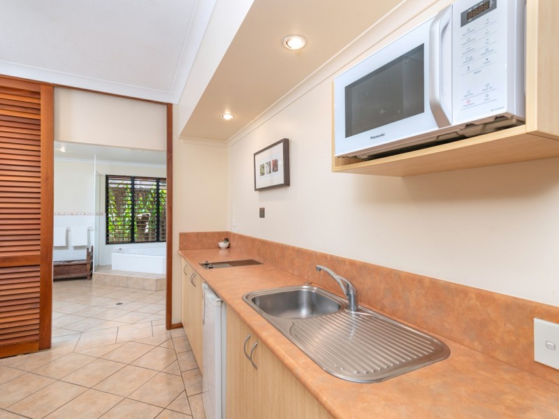 38 A/B Hibiscus Gardens/18-20 Owen Street, Port Douglas QLD 4877