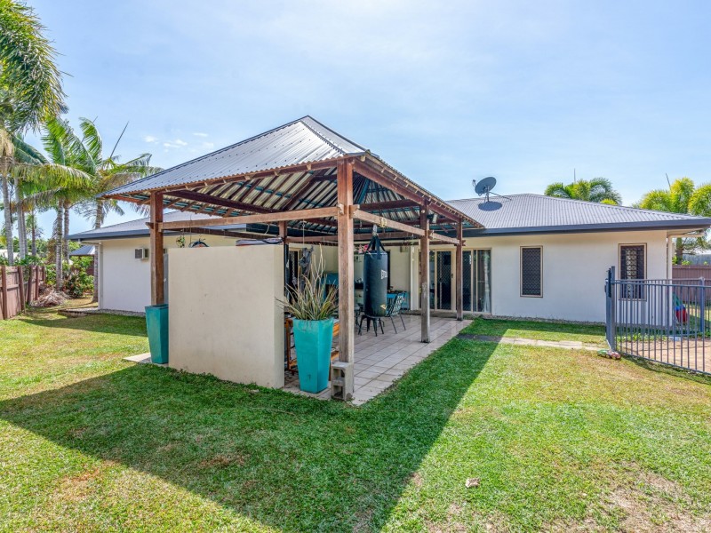 16 Sanderling Close, Port Douglas QLD 4877