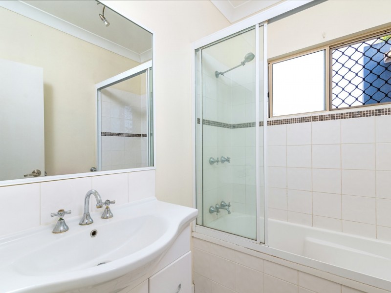 16 Sanderling Close, Port Douglas QLD 4877