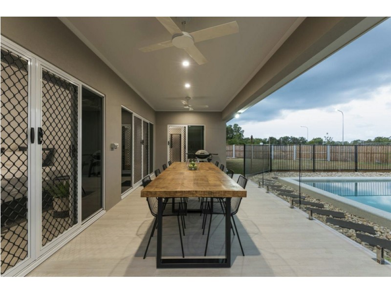 36 Milman Drive, Port Douglas QLD 4877