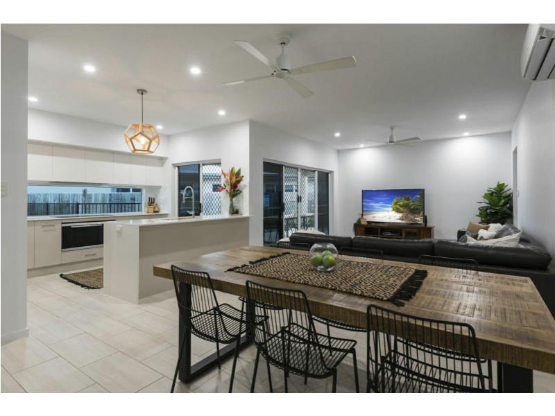 36 Milman Drive, Port Douglas QLD 4877