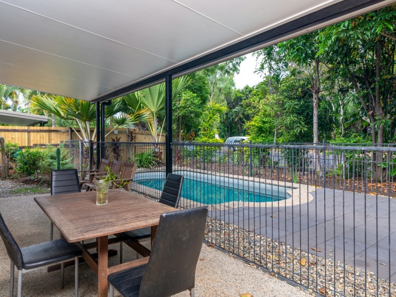 1 Fronds/33 Nautilus Street, Port Douglas QLD 4877