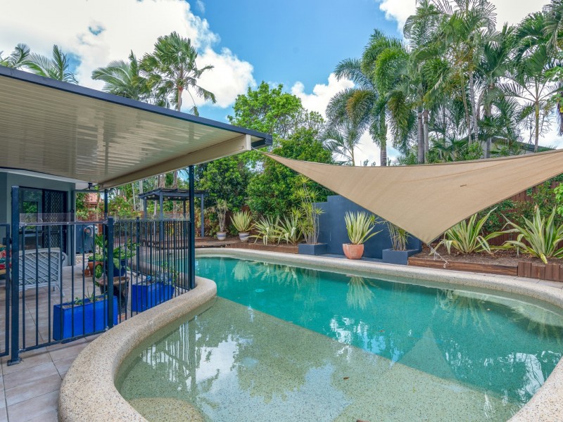32 Brolga Street, Port Douglas QLD 4877