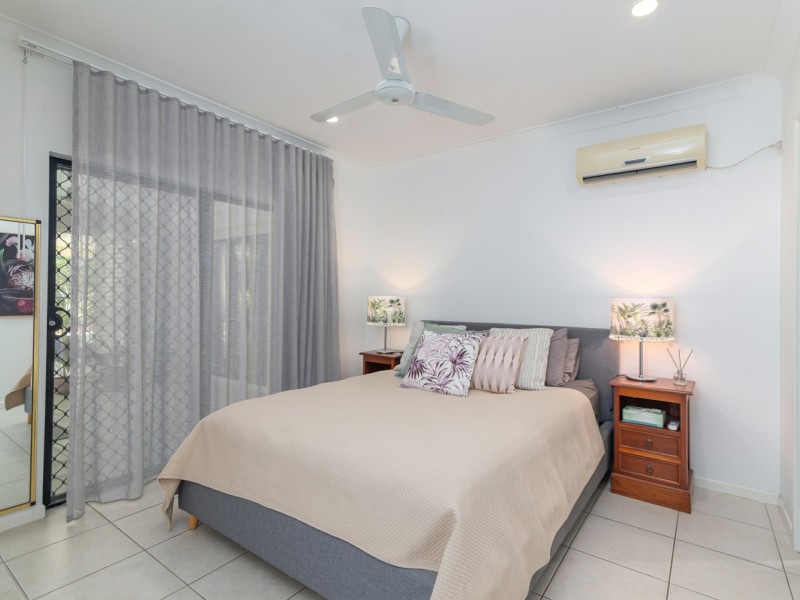 32 Brolga Street, Port Douglas QLD 4877