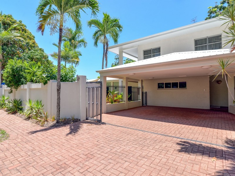 16 Nautilus Street, Port Douglas QLD 4877