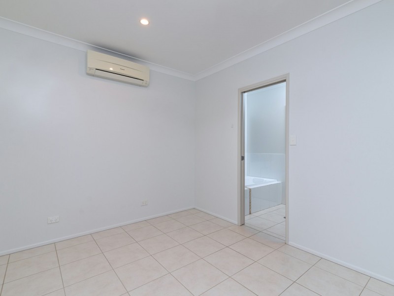 7 Rutherford Road, Miallo QLD 4873
