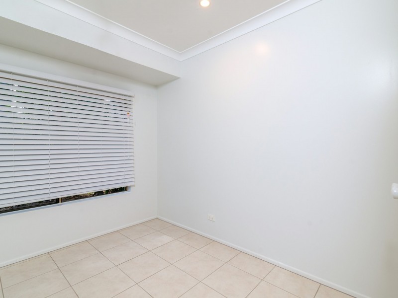 7 Rutherford Road, Miallo QLD 4873