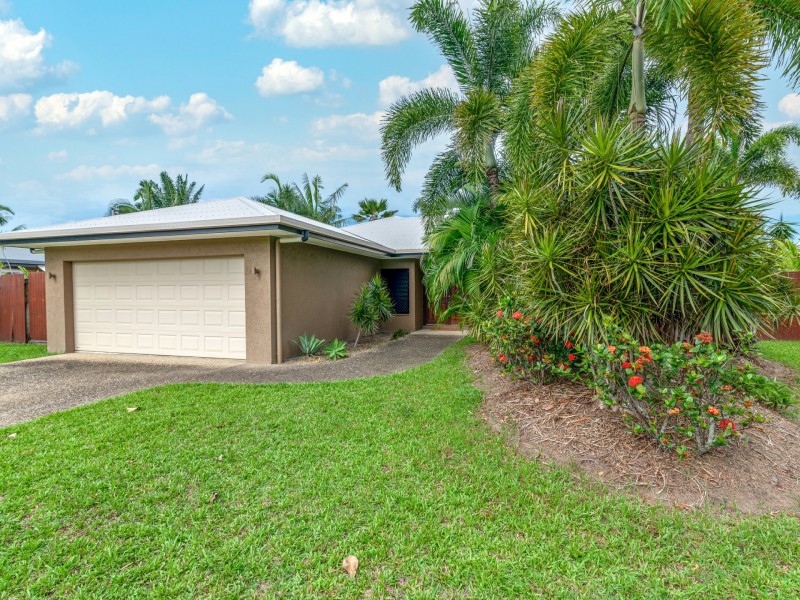42 Brolga Street, Port Douglas QLD 4877