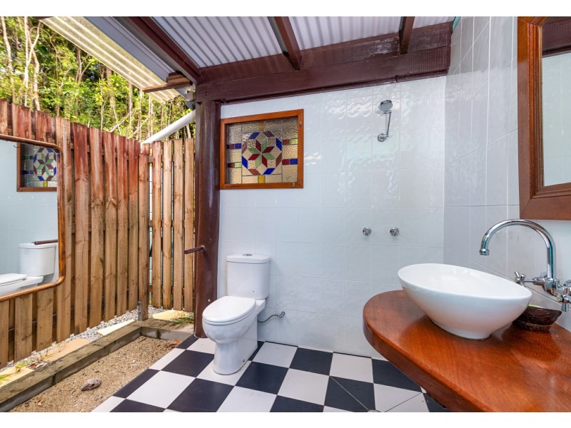 6 Milky Pine Road, Daintree QLD 4873