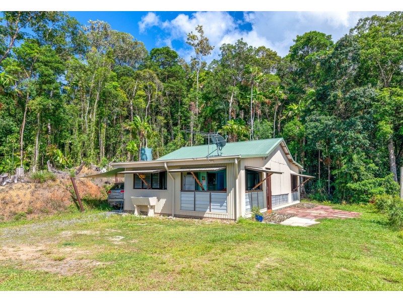 6 Milky Pine Road, Daintree QLD 4873