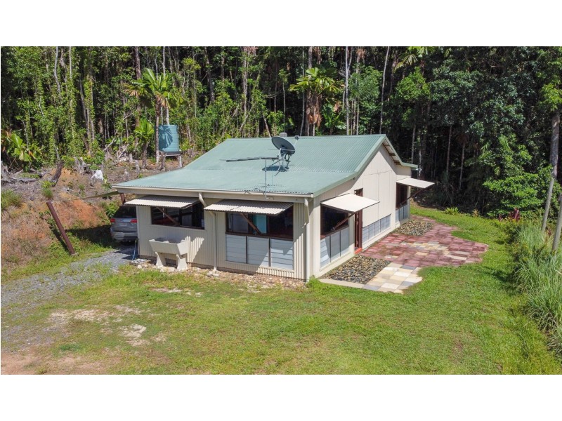 6 Milky Pine Road, Daintree QLD 4873