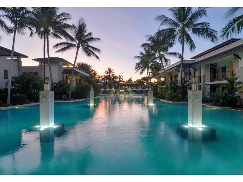 262 & 263 Sea Temple/22 Mitre Street, Port Douglas QLD 4877